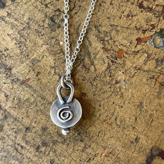 Necklaces THE OPAL Mother of Pearl Pendant Necklace Necklaces THE OPAL Mother of Pearl Pendant Necklace